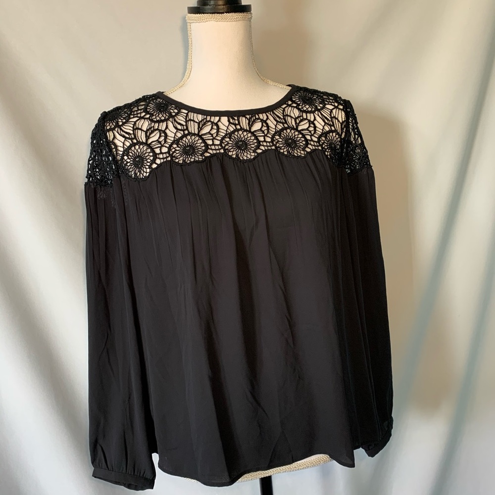 Loft petite blouse crochet top loose sleeves